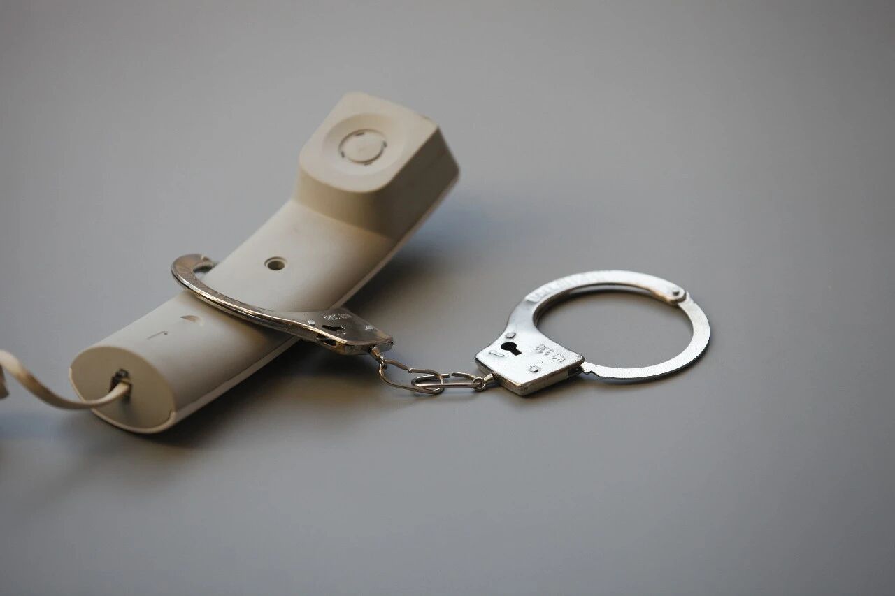 间谍的“诈骗”公式